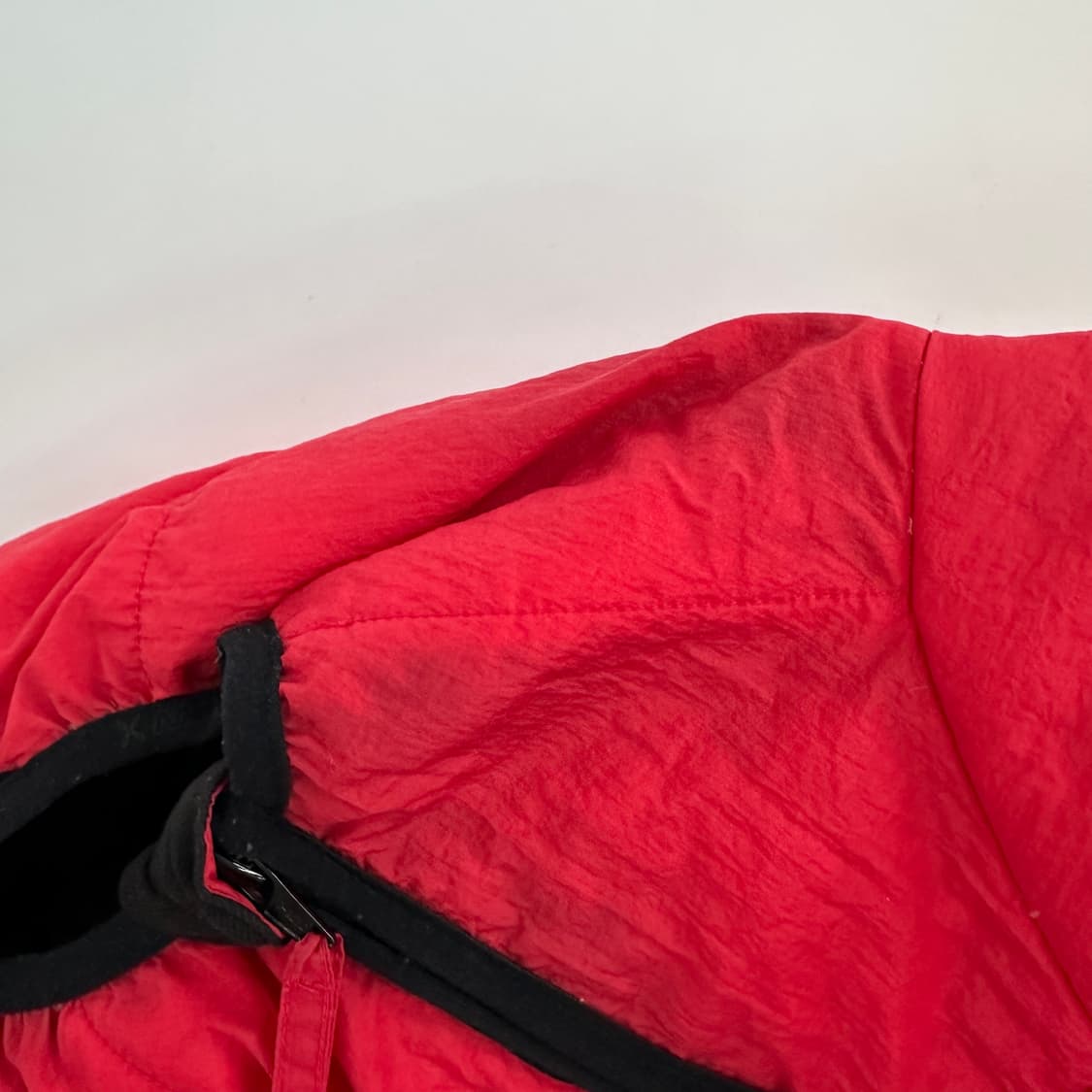 100 몬츄라 여자 듀벳 다운 경량패딩 상품이미지8