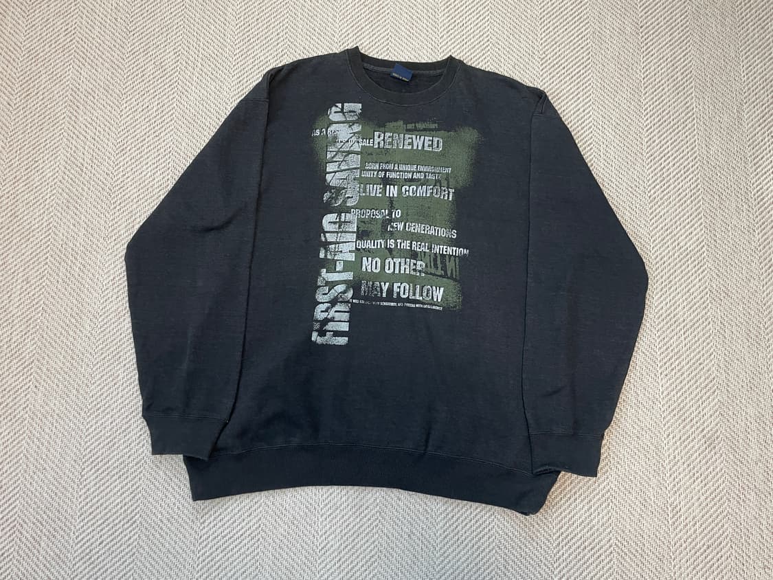 터키데어 피지컬 타이포그래피 프린트 스웻셔츠 J03619 상품이미지1