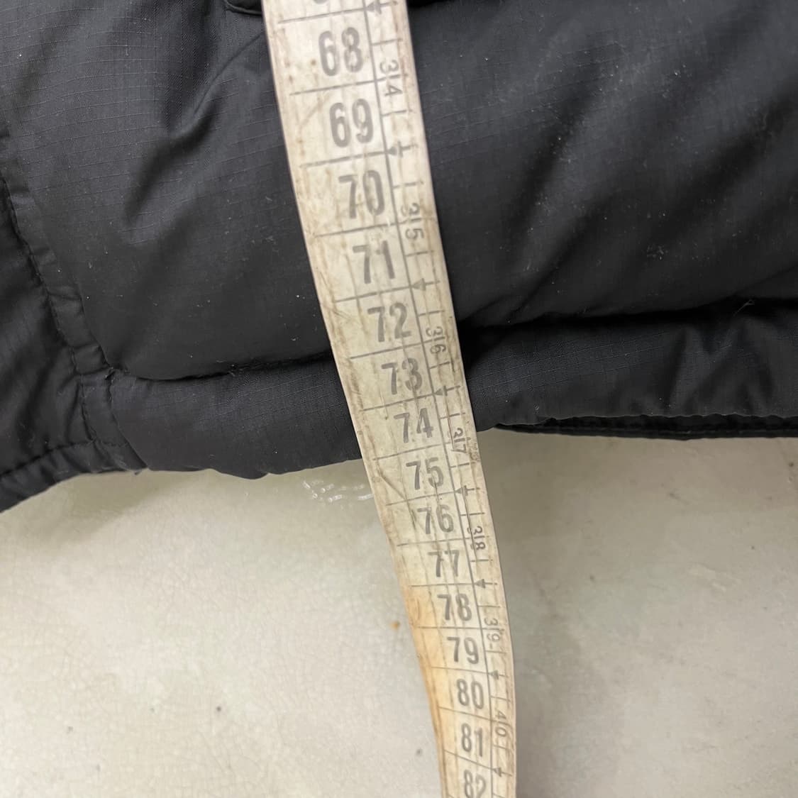 스투시 멀티 포켓 90‘s 로고 패딩 상품이미지9