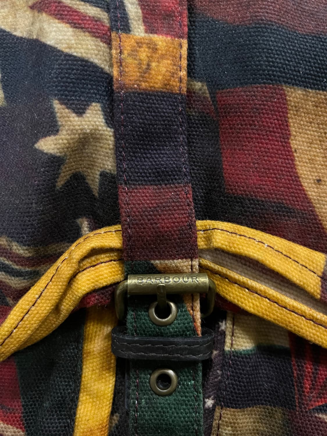 바버 인터내셔널 크로스백 상품이미지4