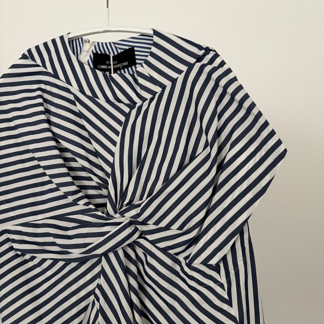 Knot Detail Mixed Stripe Blouse 상품이미지3