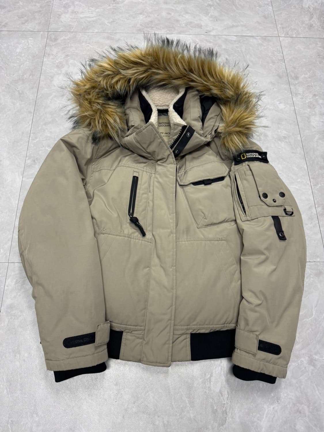 내셔널지오그래픽 덕다운 상품이미지1