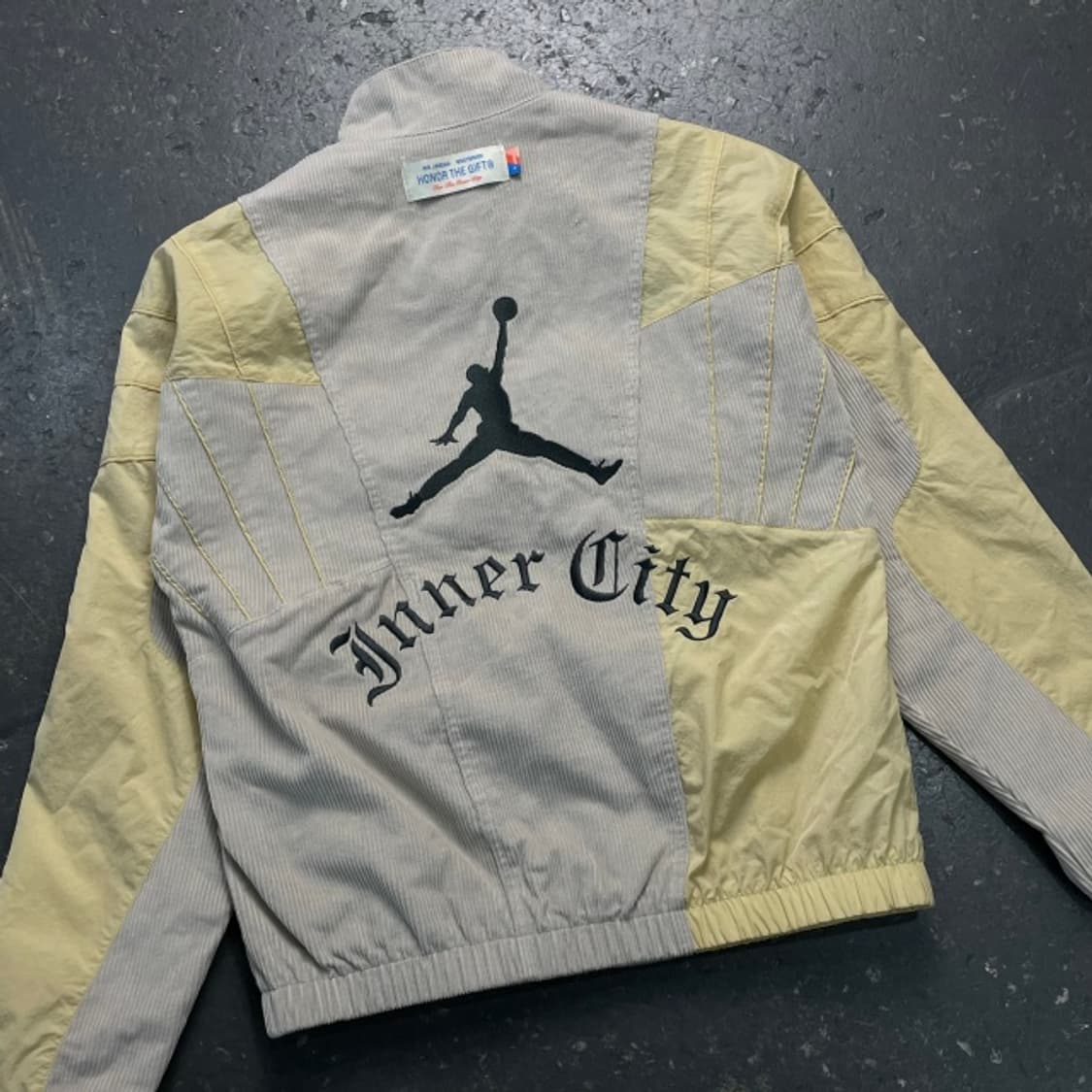 100 조던 x 러셀 웨스트브룩 오너 더 기프트 자켓 상품이미지5