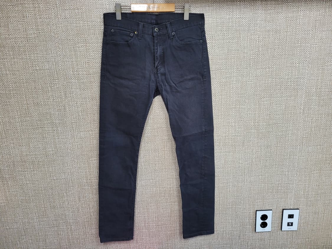 33인치 리바이스 510 스키니핏 청바지 흑청 상품이미지1