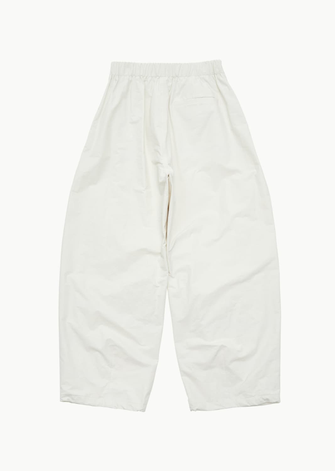 [L] 아모멘토 코튼 나일론 퍼티그 팬츠 에크루 상품이미지4