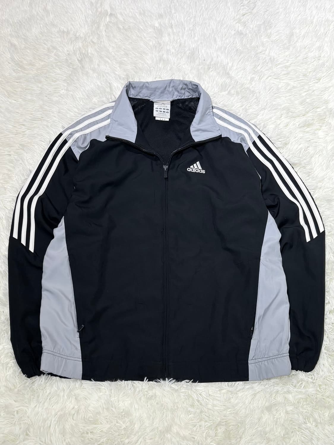 아디다스 00‘s 삼선 바람막이 상품이미지4