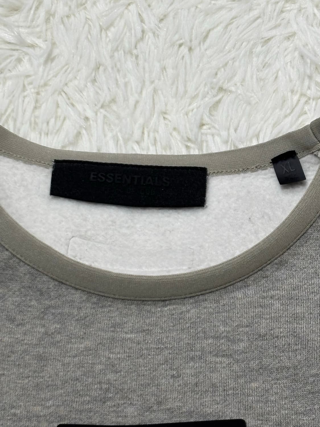 에센셜 그레이 맨투맨 상품이미지7