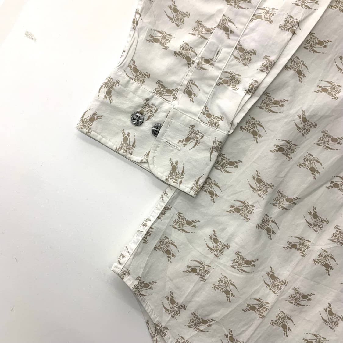 Burberry 버버리 로고 패턴 셔츠 상품이미지3