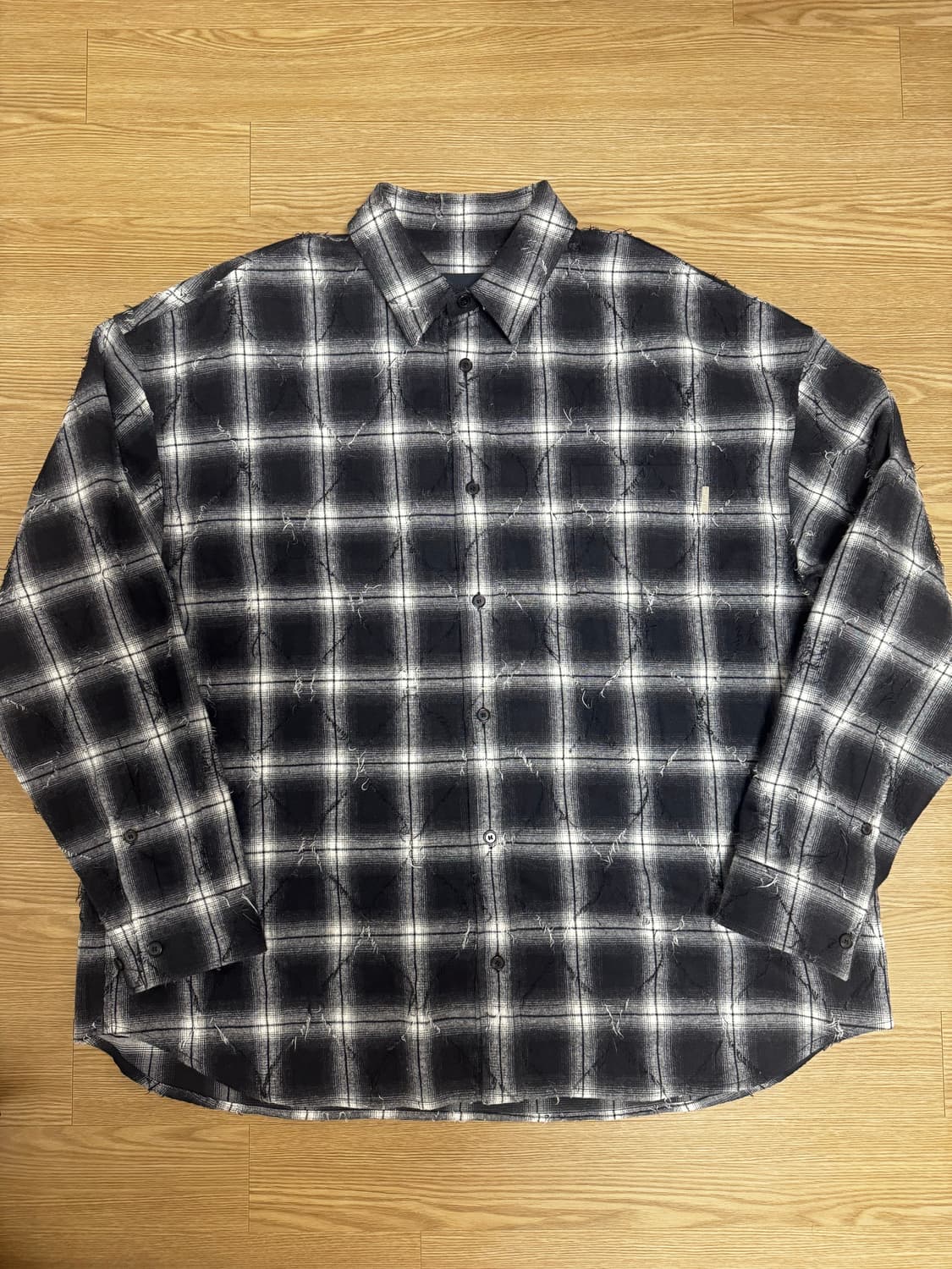 준지 아가일 블랙 셔츠 50 팝니다 상품이미지1