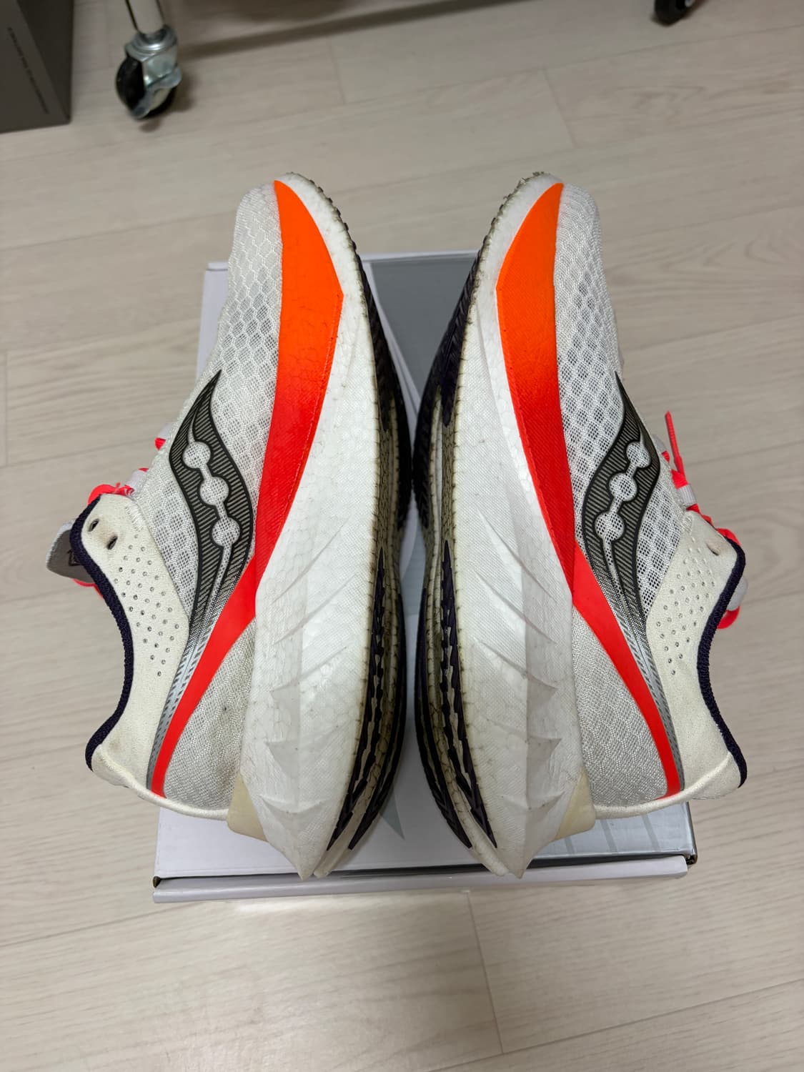 서코니 엔돌핀 프로4 255 상품이미지5