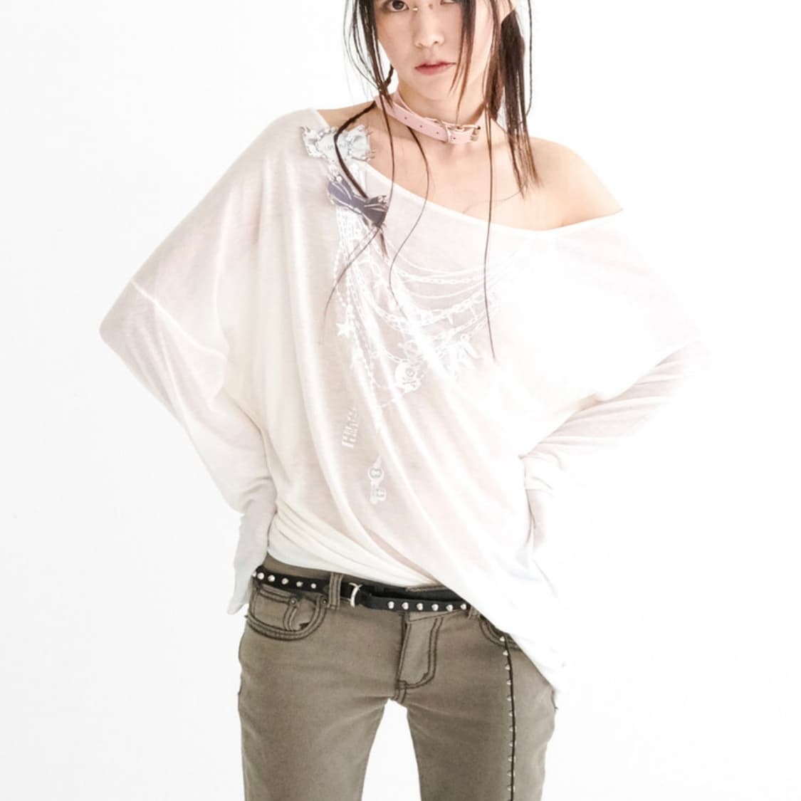 샵페어리 토템 체인 그래픽 티셔츠 크림 상품이미지1