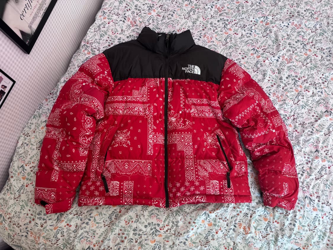노스페이스 눕시 패딩 Red Bandana 상품이미지1