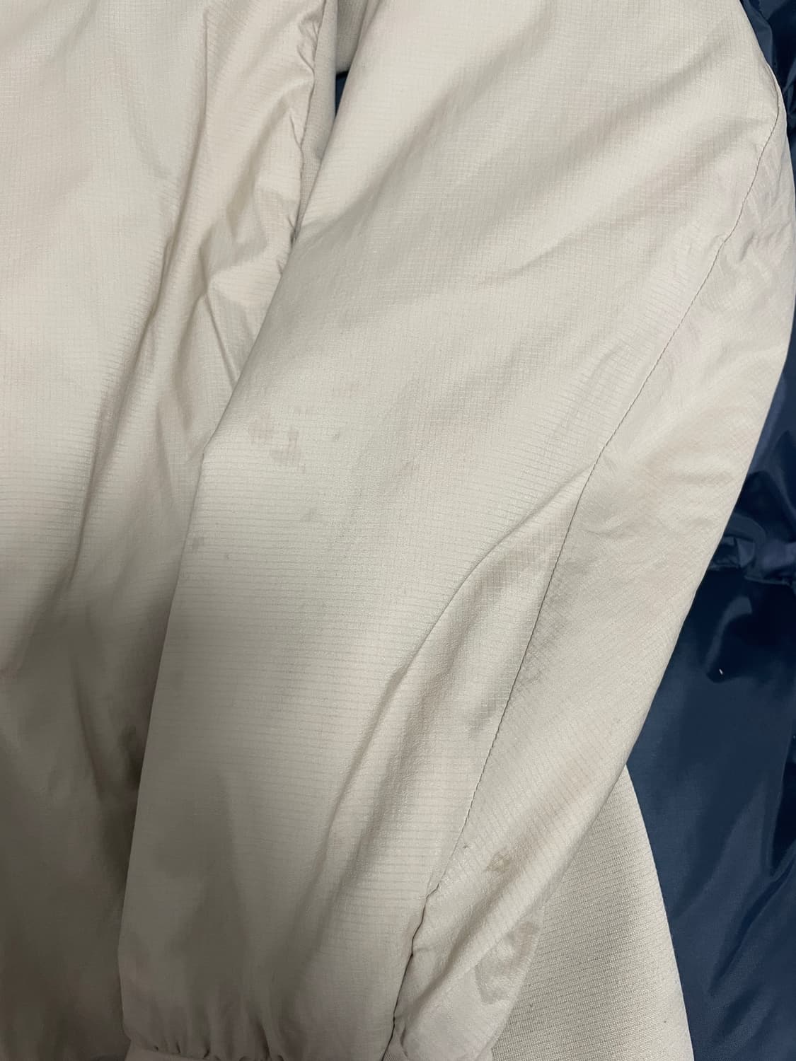 아크테릭스 아톰 후드 스모크블러프 M 상품이미지4