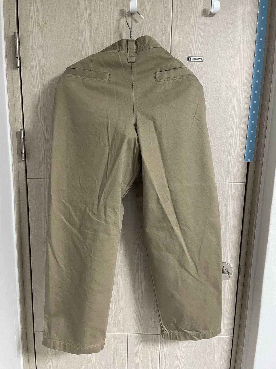 [76]유니클로 와이드핏 치노팬츠 상품이미지2