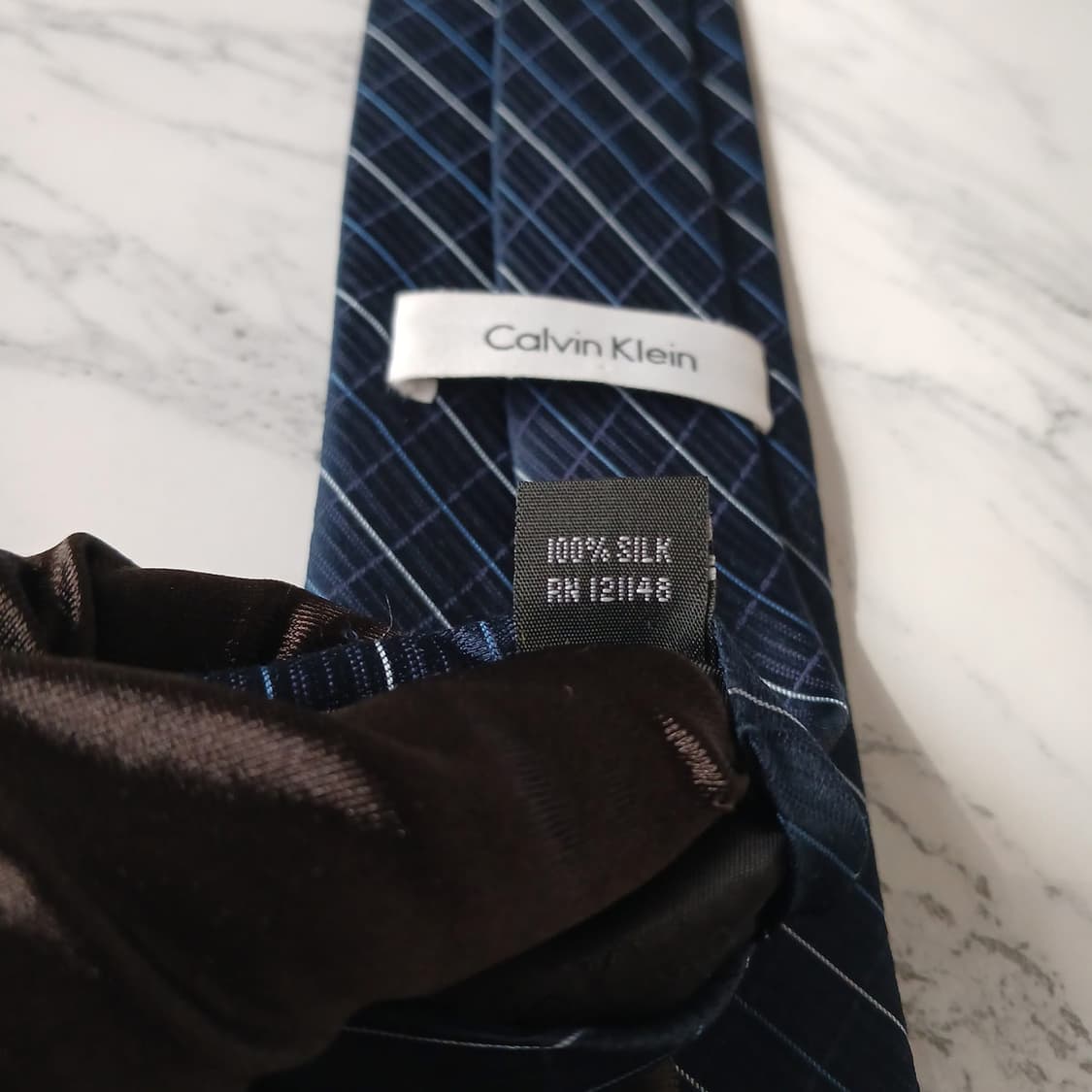 켈빈클라인 실크 네이비 스트라이프 넥타이 8cm A+등급 E889
 상품이미지10