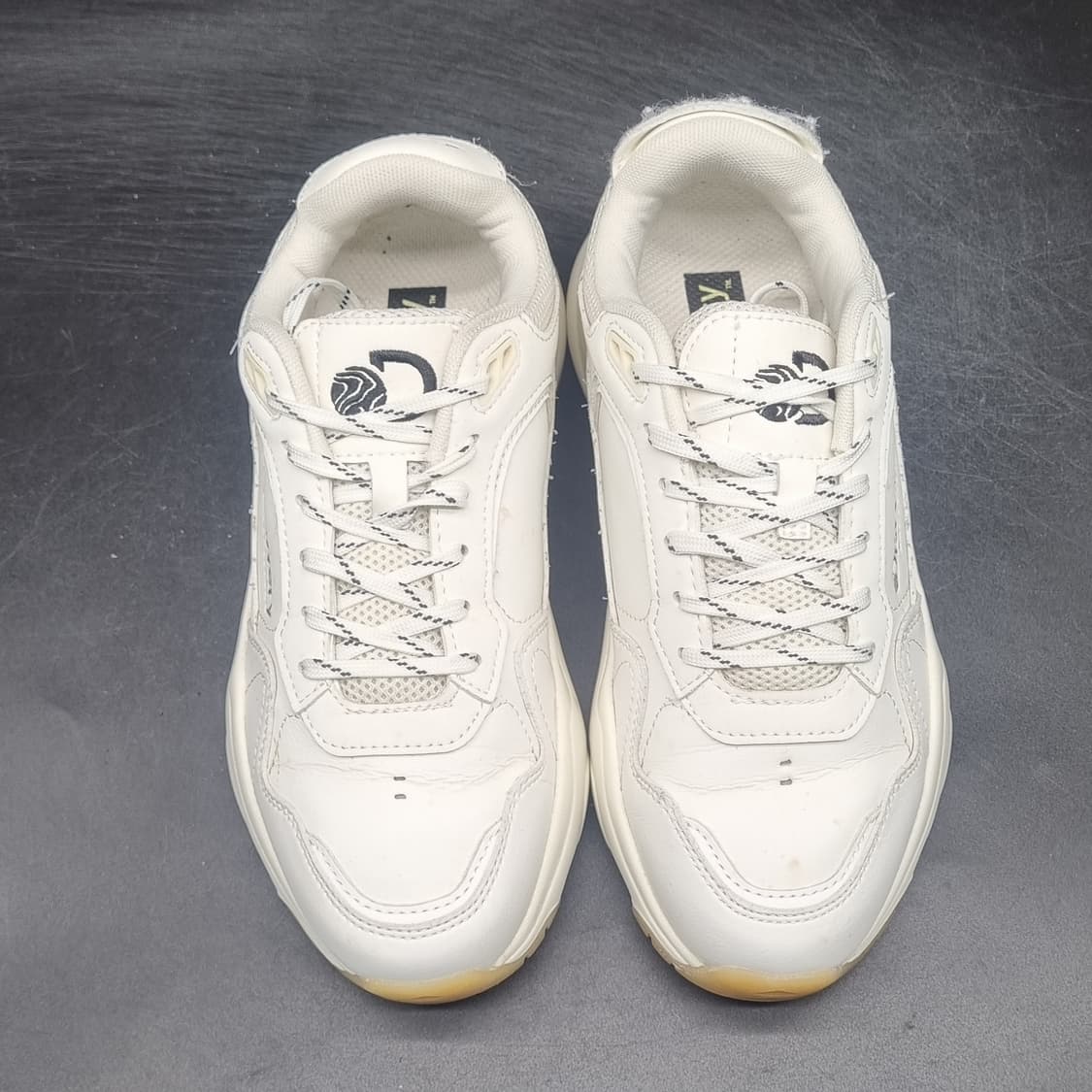 디스커버리 조거플렉스 운동화235 상품이미지2