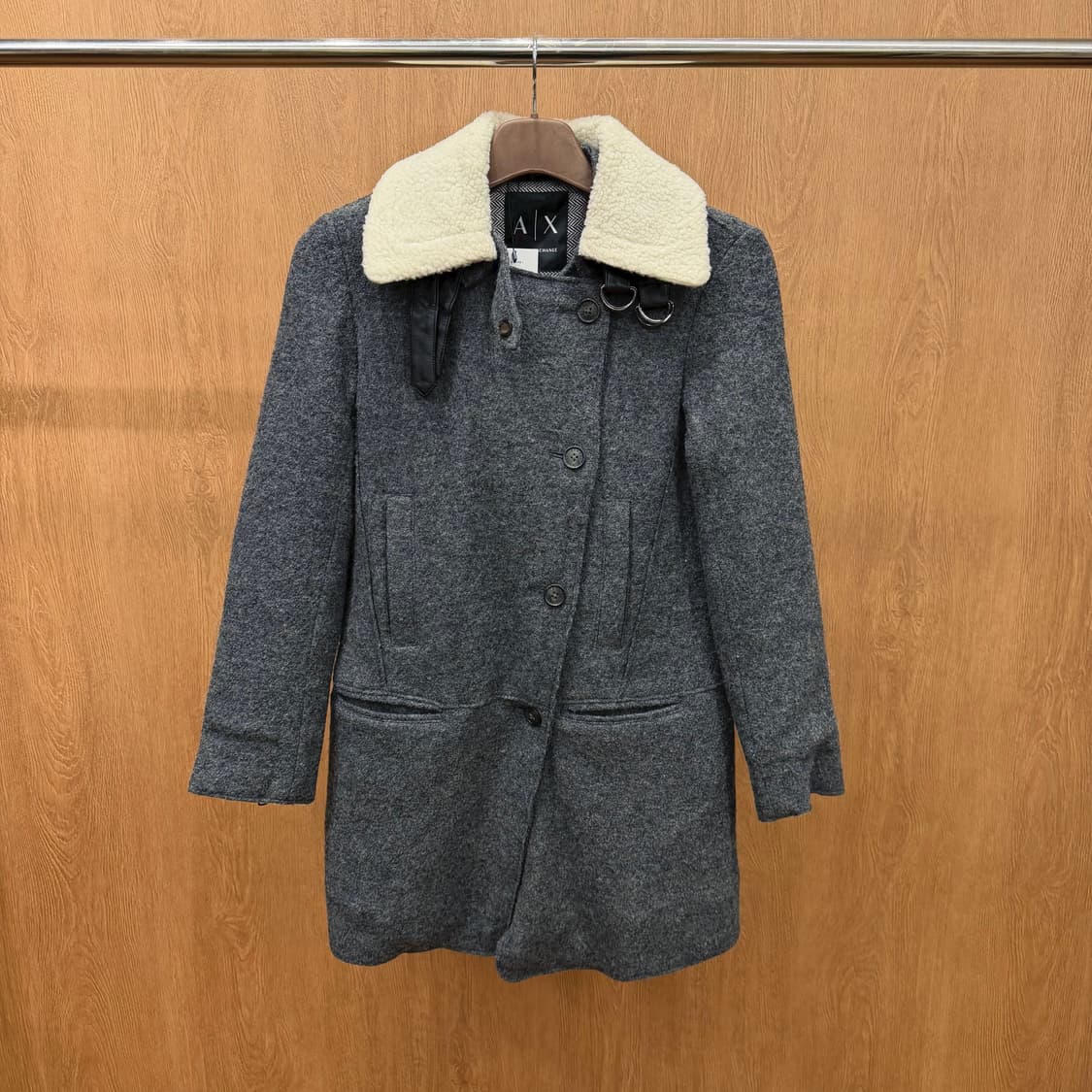 아르마니 익스체인지 하프 코트 양털 카라 하이넥 버클 디테일 그레이 상품이미지2