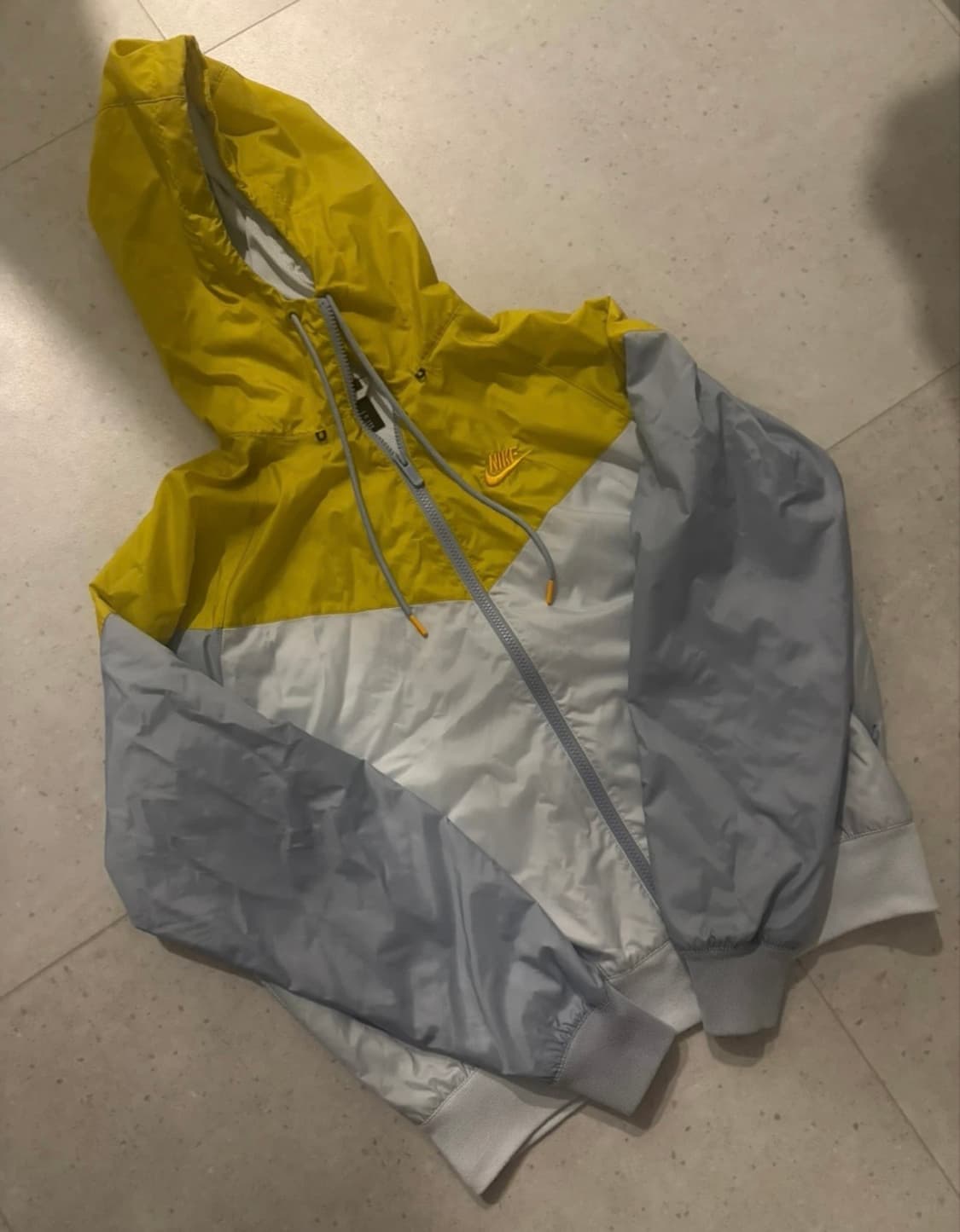나이키 바람막이 상품이미지2