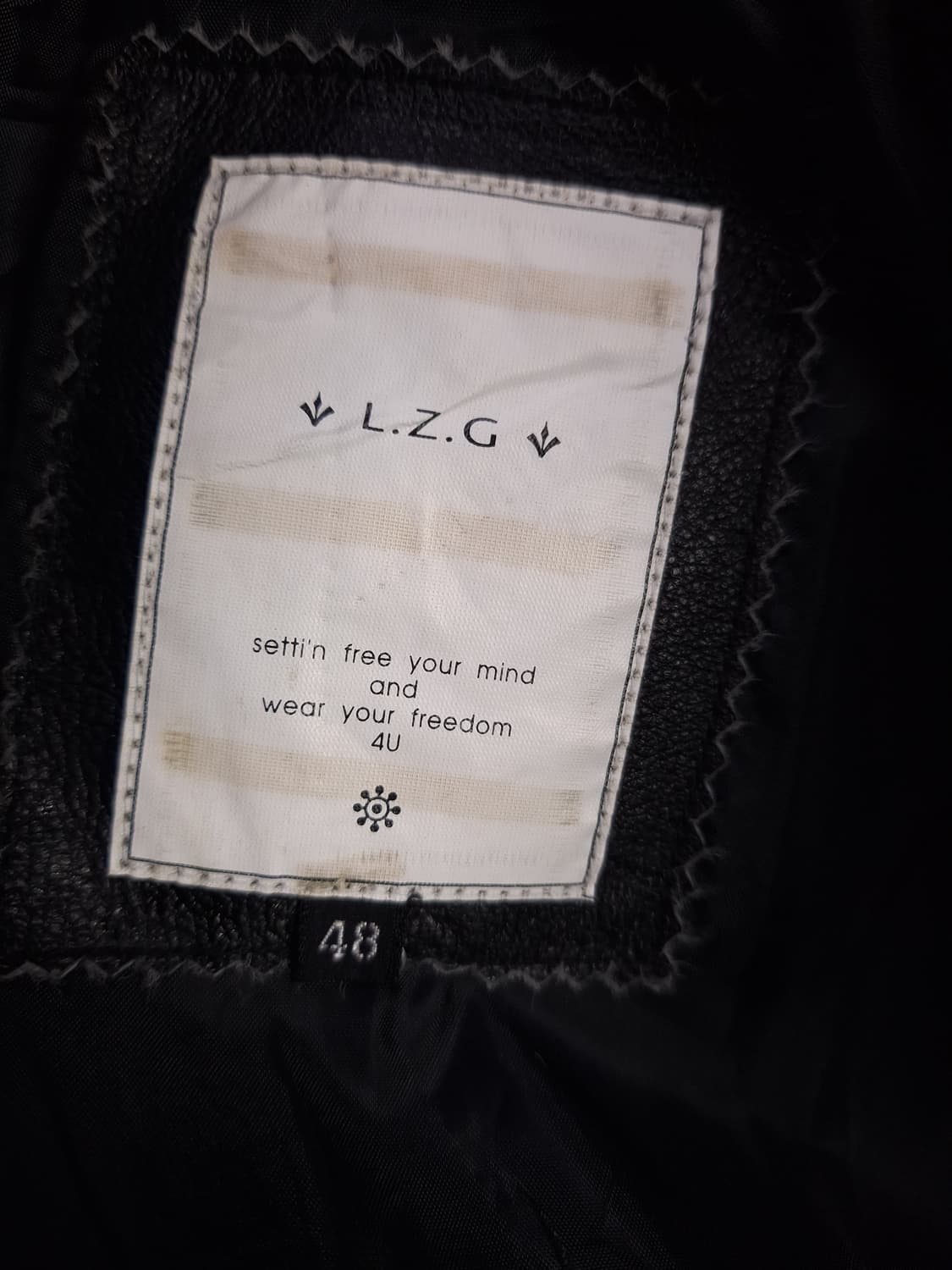 새제품 일본판 리얼레더 다운 패딩 파카 상품이미지3