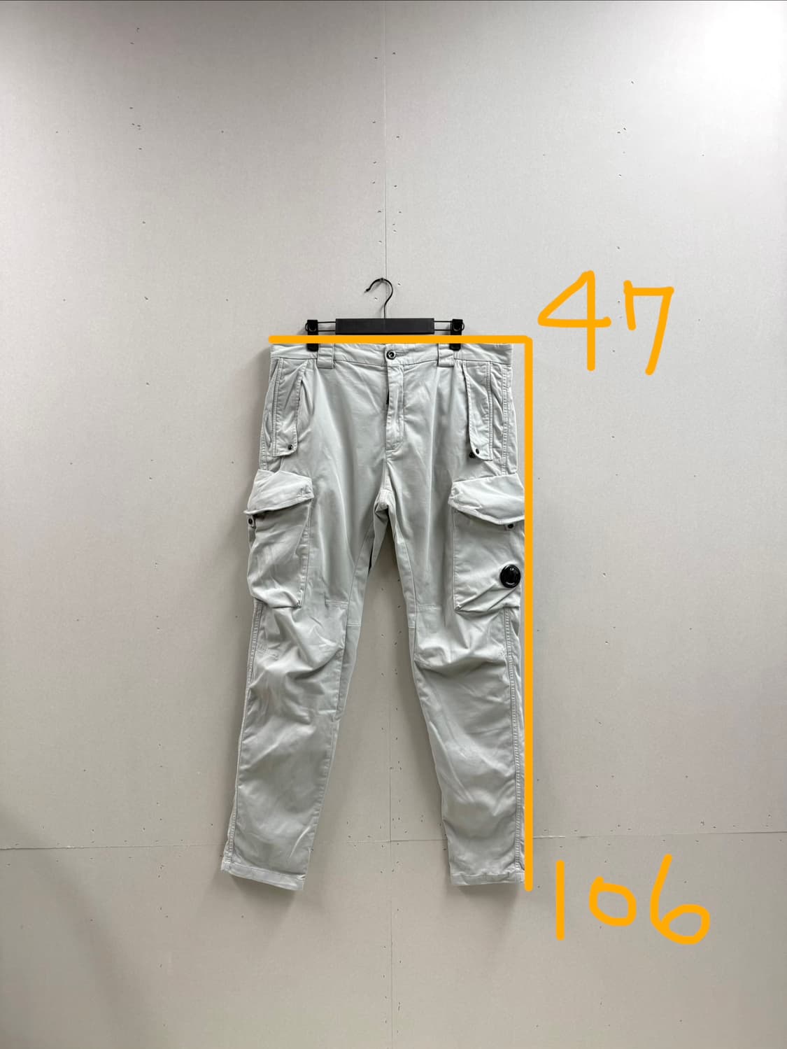 남성 52 / CP컴퍼니 렌즈 카고팬츠 상품이미지2