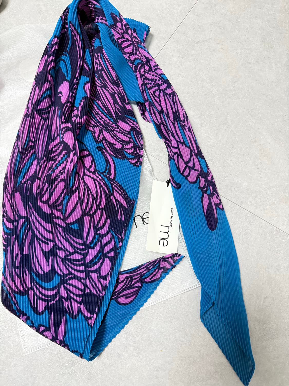 이세이미야케 플리츠 스카프 상품이미지1