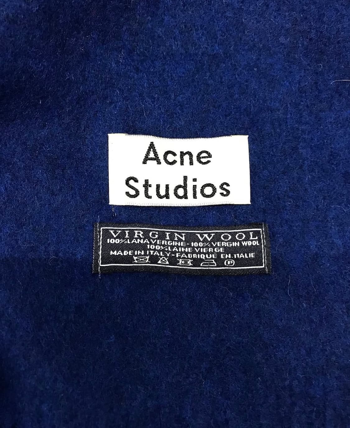 아크네스튜디오 버진울 머플러 상품이미지2