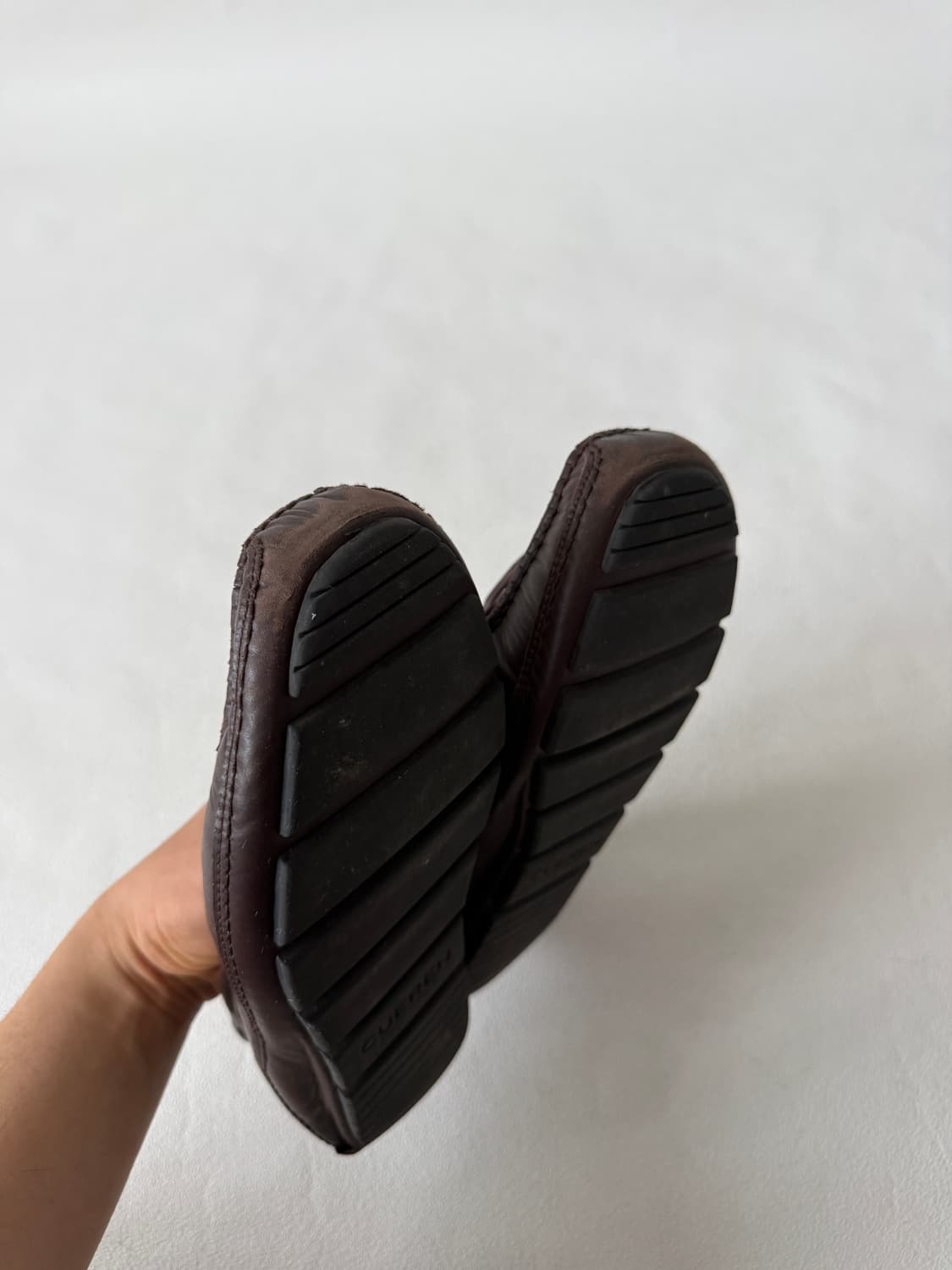 [270]쿠에른(CUEREN) 레더 테슬 드라이빙 로퍼 상품이미지8