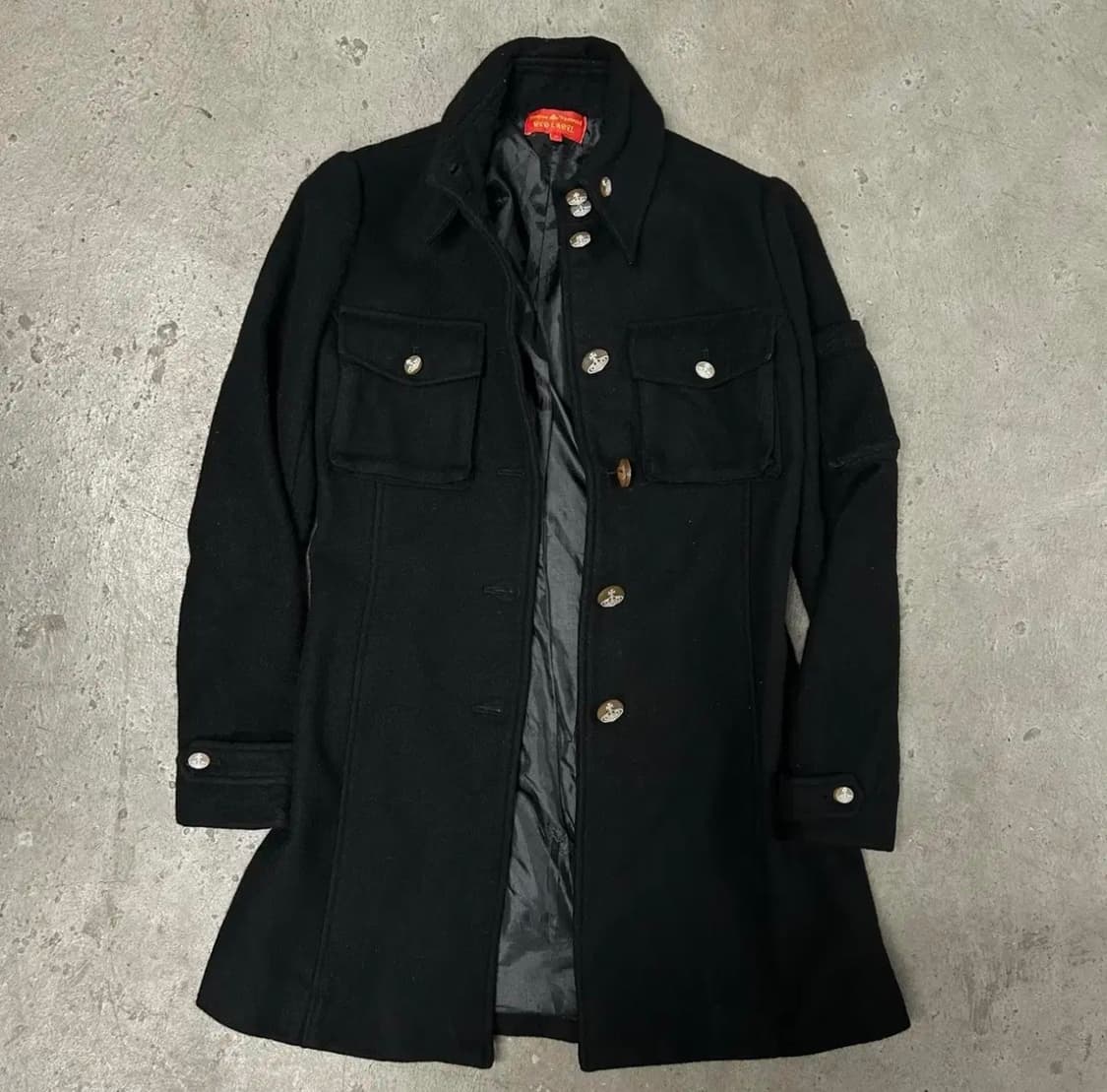 비비안웨스트우드 코트 상품이미지4