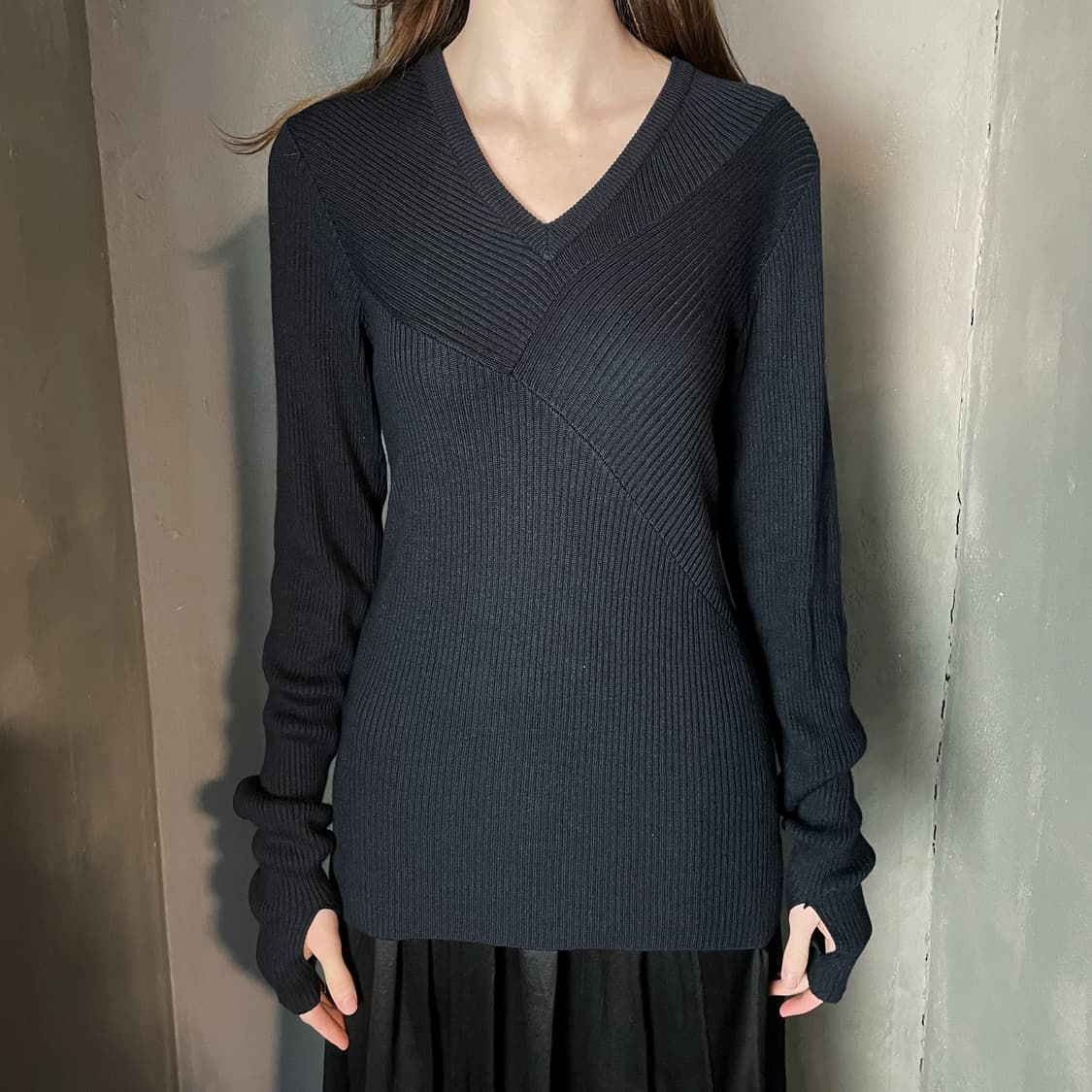 쉘락 실크/캐시미어 핑거홀 니트 상품이미지2