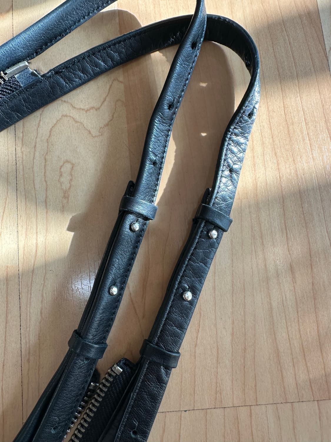 코스 cos 레더 쇼퍼백 상품이미지4