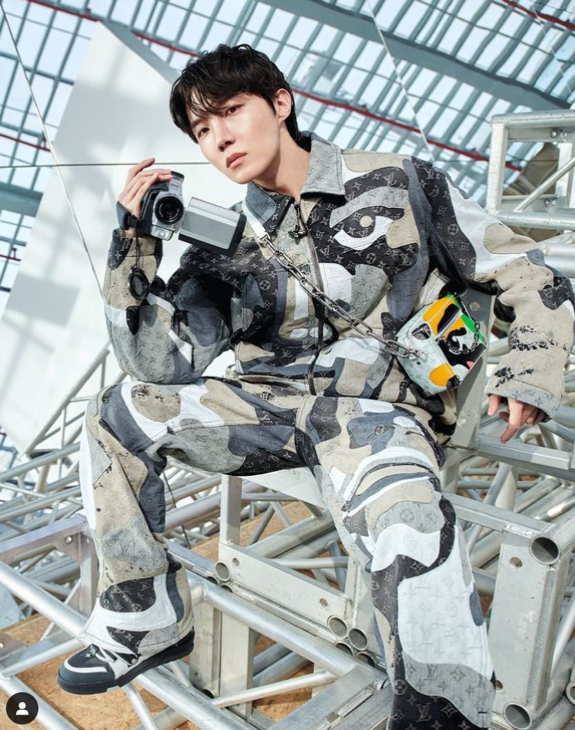 루이비통 슈퍼키드 모노그램 포트레이트 데님팬츠 상품이미지3