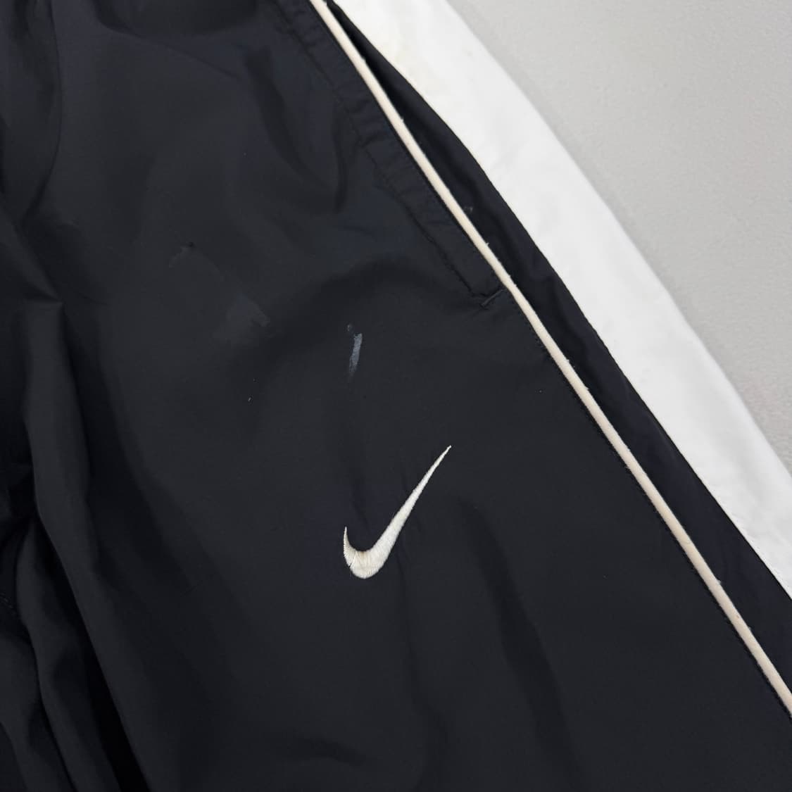 나이키 00s 스우시 올드스쿨 바람막이 트랙팬츠 상품이미지3