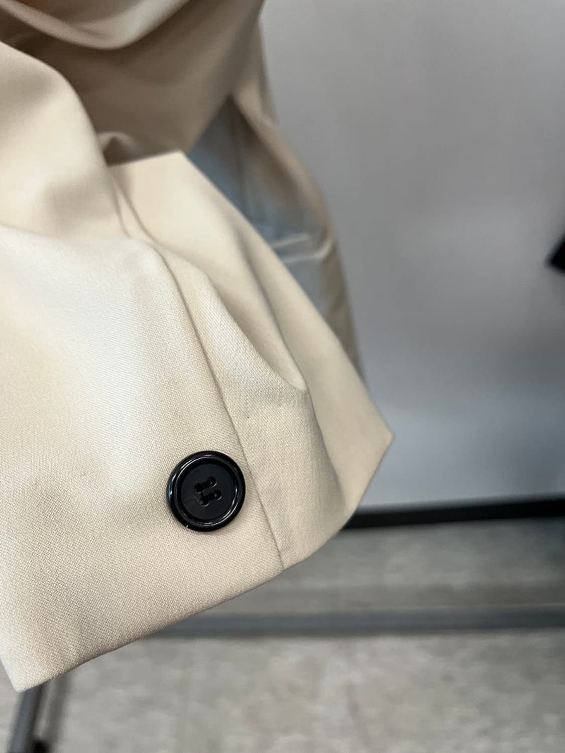 100) 시스템 23ss 스판 봄자켓  상품이미지3