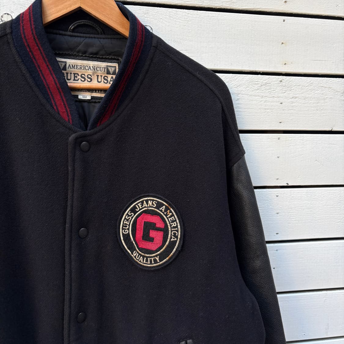 Guess 90s 게스 바시티 자켓 상품이미지3