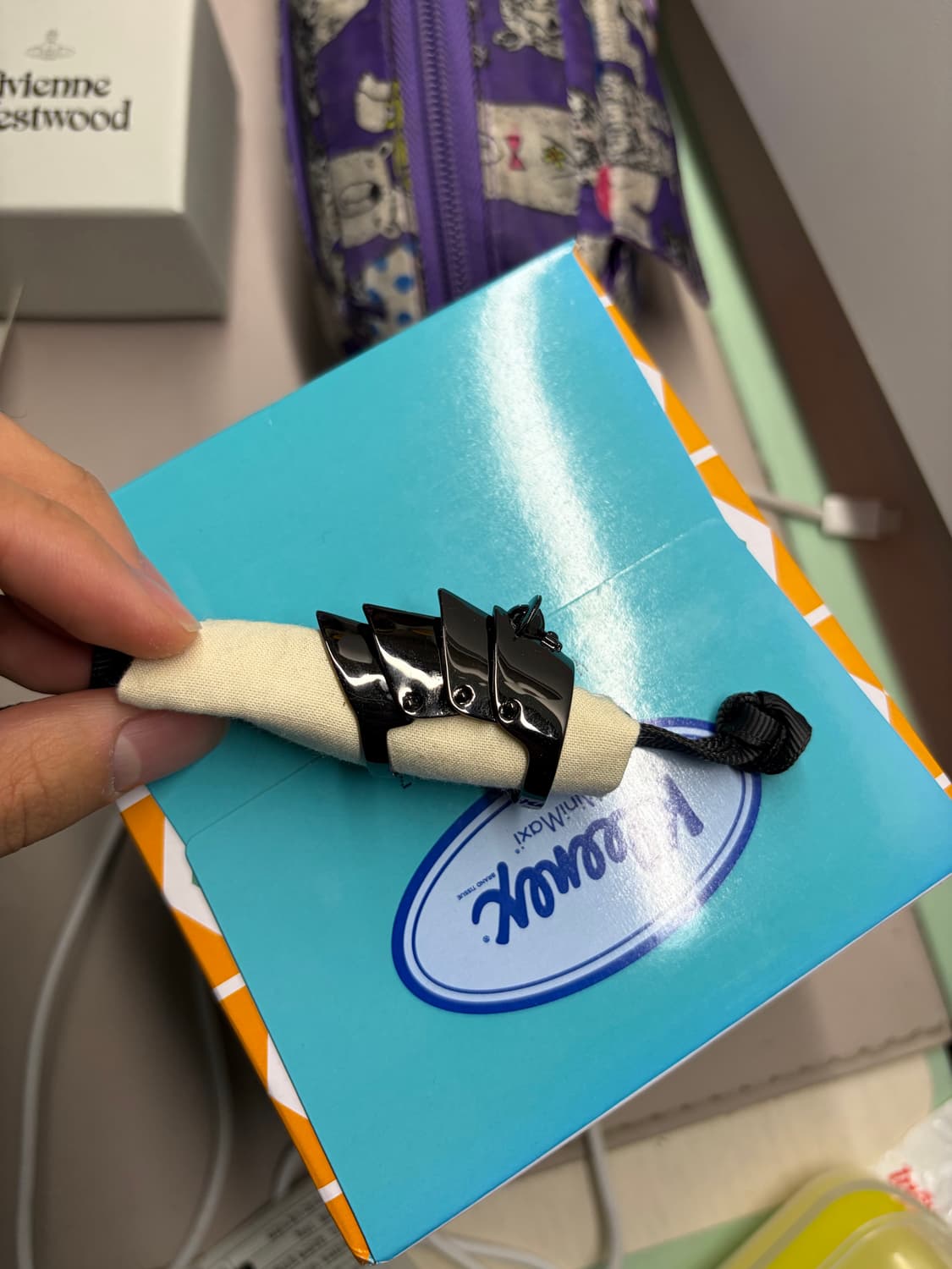 비비안 웨스트우드 아머링 상품이미지2