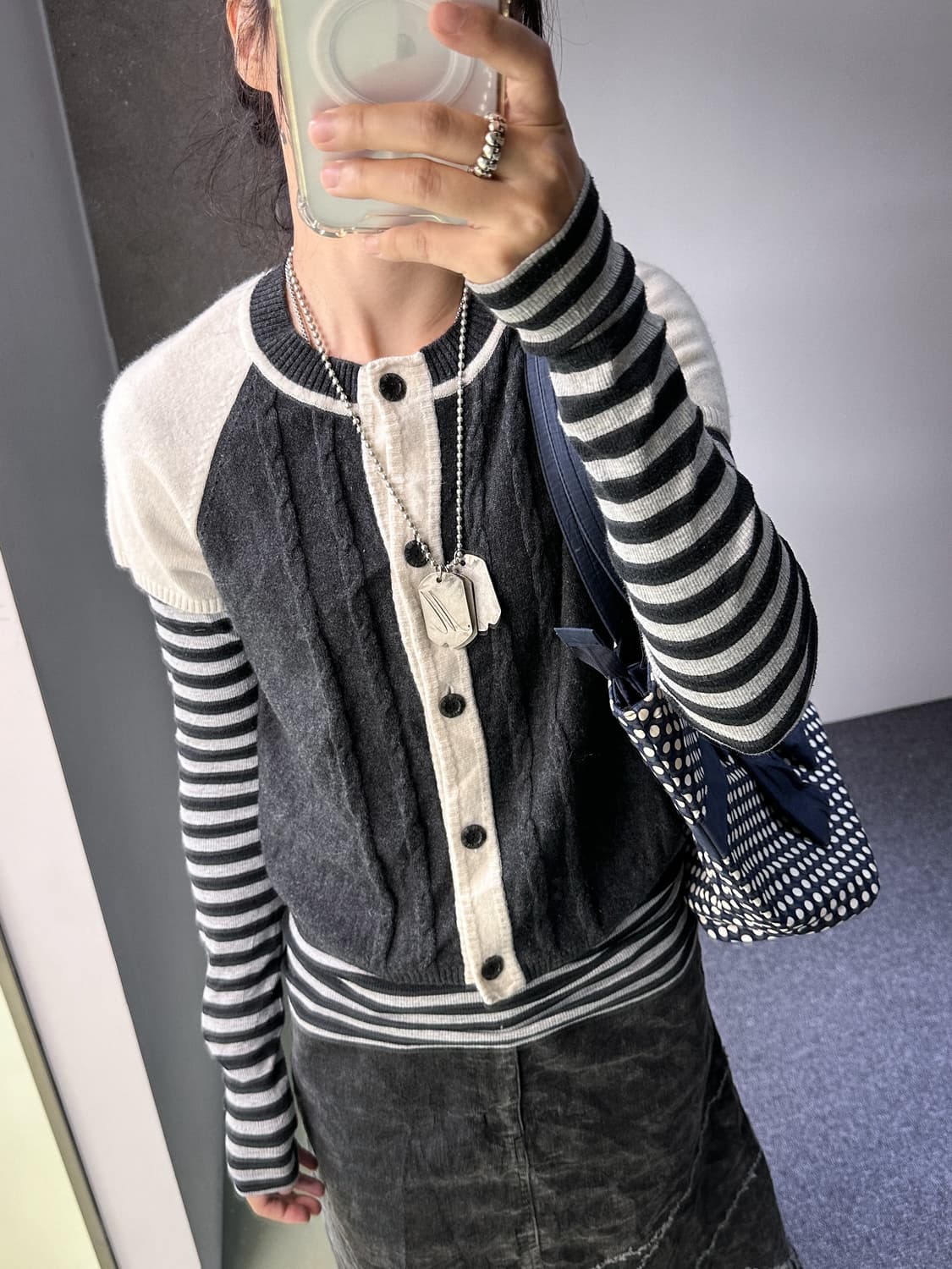 charcoal wool raglan half cardigan 상품이미지1