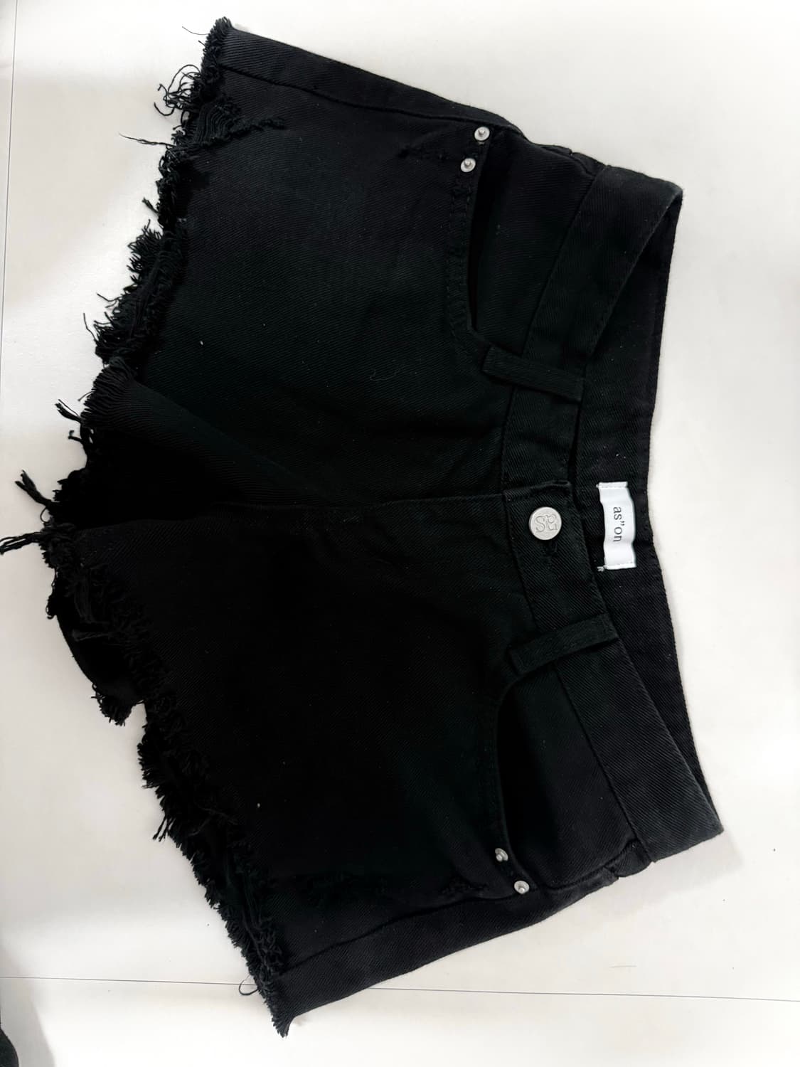 애즈온 솔리드 쇼츠 s /SOLID BLACK SHORT PANTS 상품이미지2