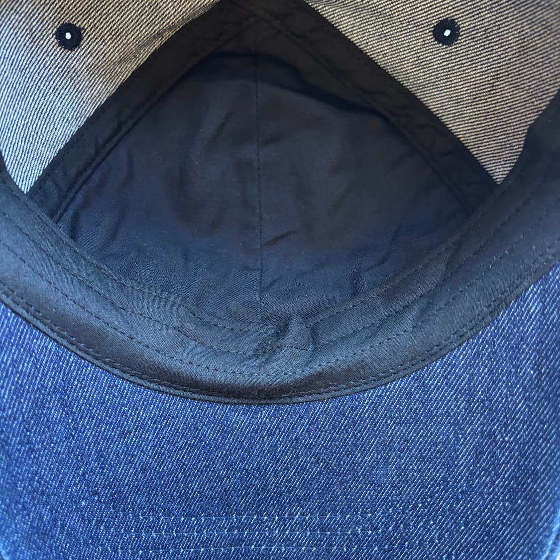 마뗑킴(Matin Kim)의 로고 브러시 데님 볼캡 상품이미지8