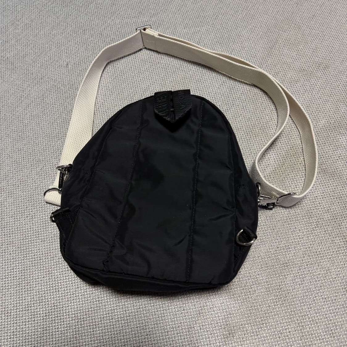 라이프워크 블랙 미니 크로스백 상품이미지5