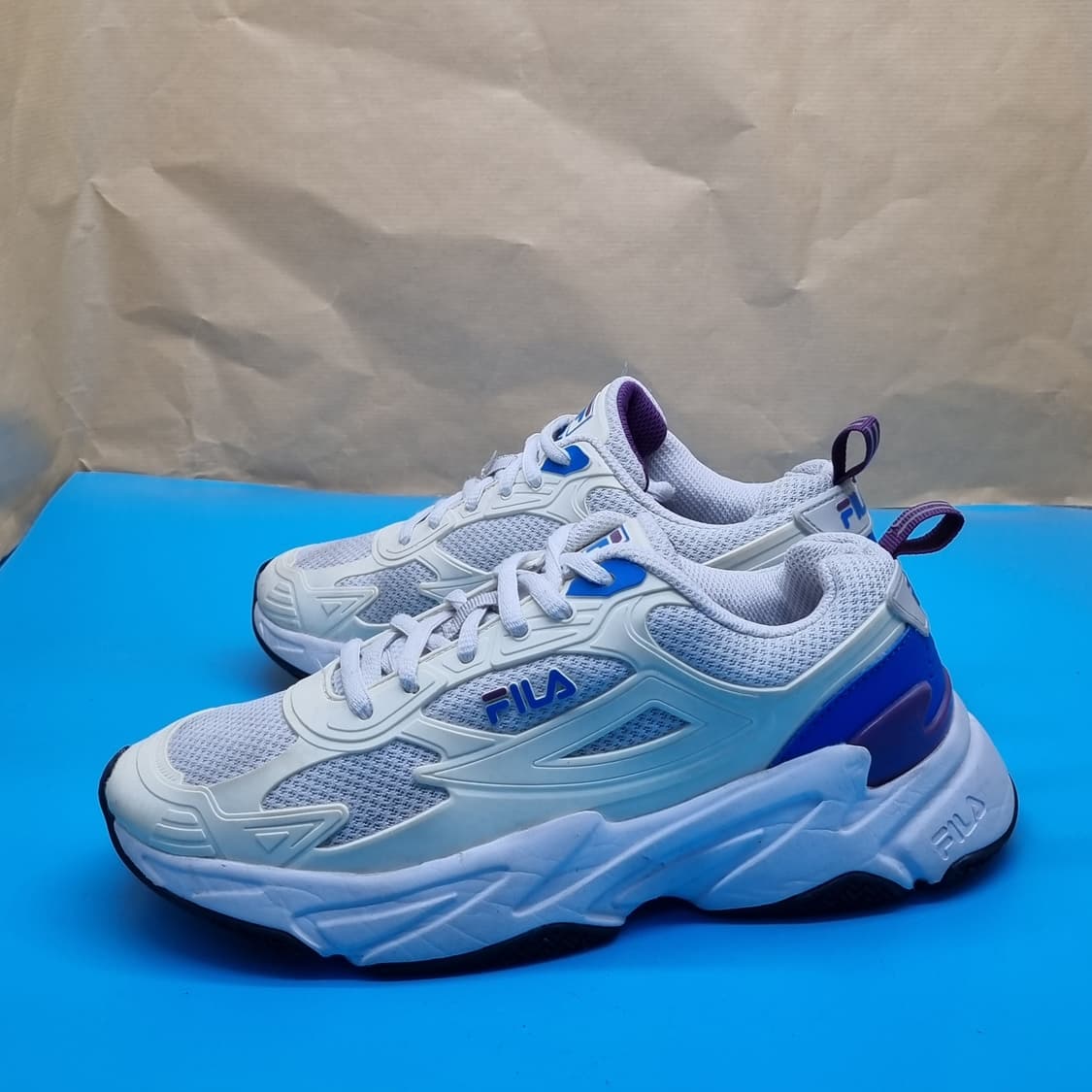 휠라 스카이러너 여성 운동화230 상품이미지1