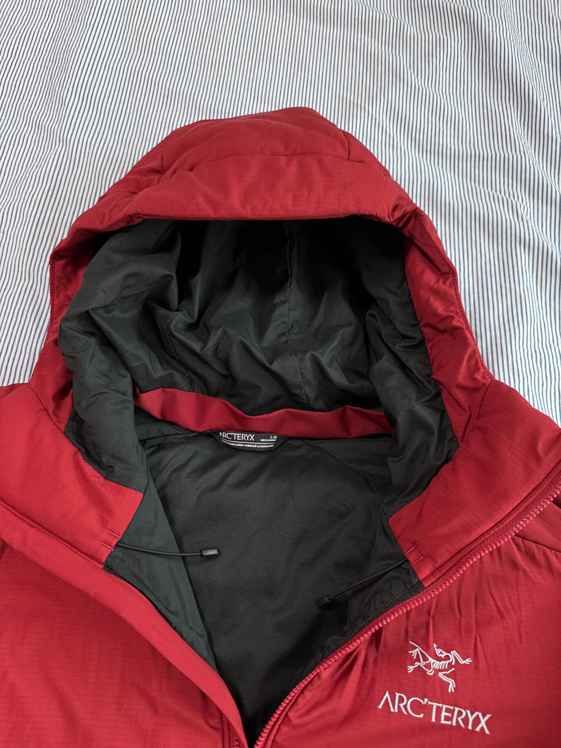 (SS급) 아크테릭스 아톰 AR 후디 보르도 상품이미지5