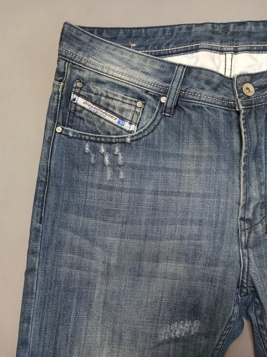 [32] 디젤 데미지 워싱 슬림 스트레이트진 청바지 상품이미지2