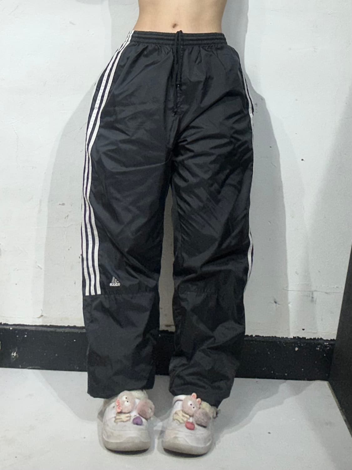 아디다스 블랙 와이드 화이트 삼선 스몰 로고 트랙 팬츠 추리닝 바지  상품이미지2
