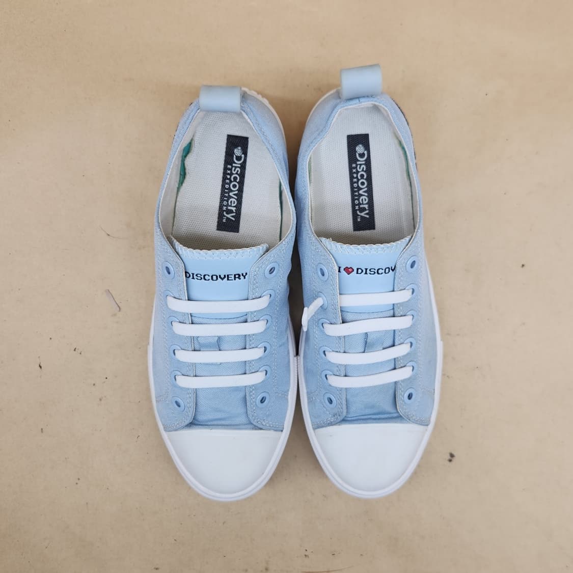 디스커버리 픽셀블리 여성스니커즈 240 상품이미지2