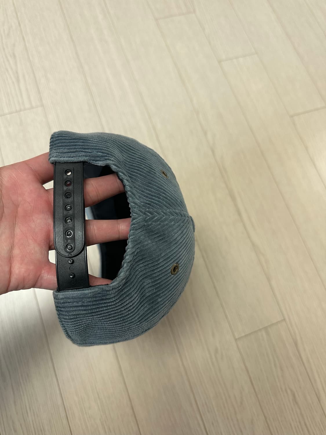 ami 코듀로이볼캡 팝니다. 상품이미지6