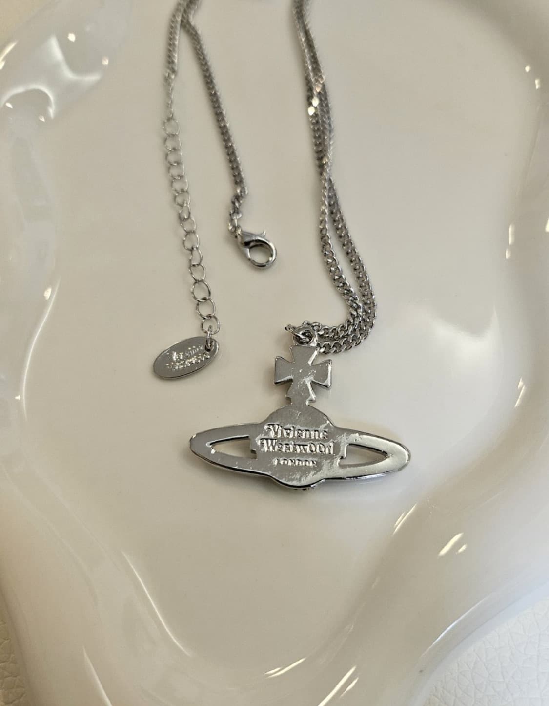 비비안웨스트우드 목걸이 상품이미지2