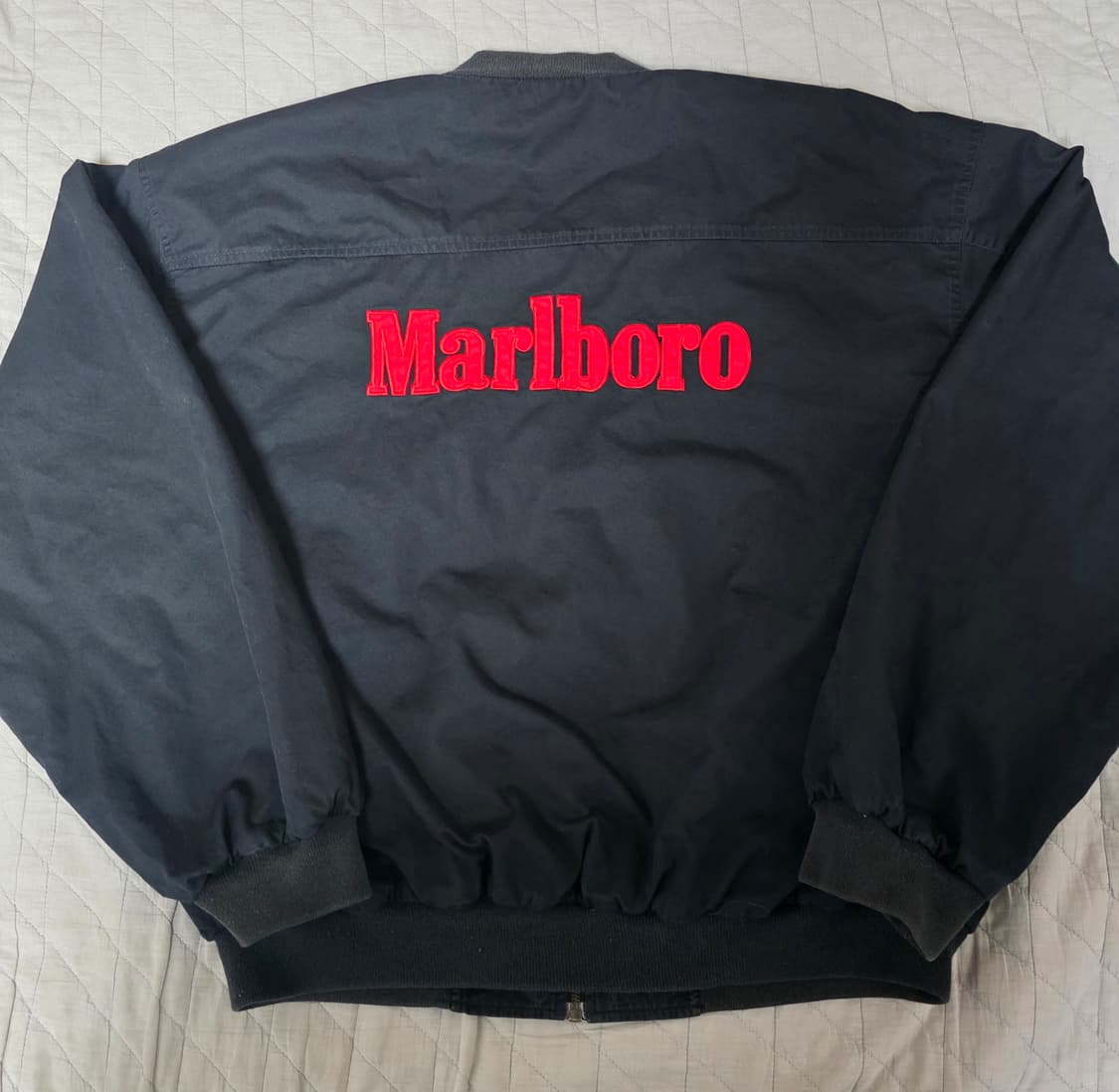 [XL] 90s 빈티지 말보로 리버시블 봄버 자켓 블랙/레드 스테인 상품이미지1