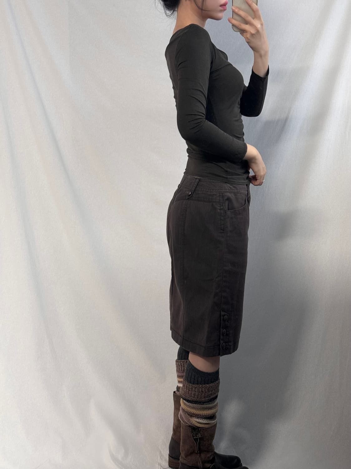 프론트 셔링 디테일 티 상품이미지5