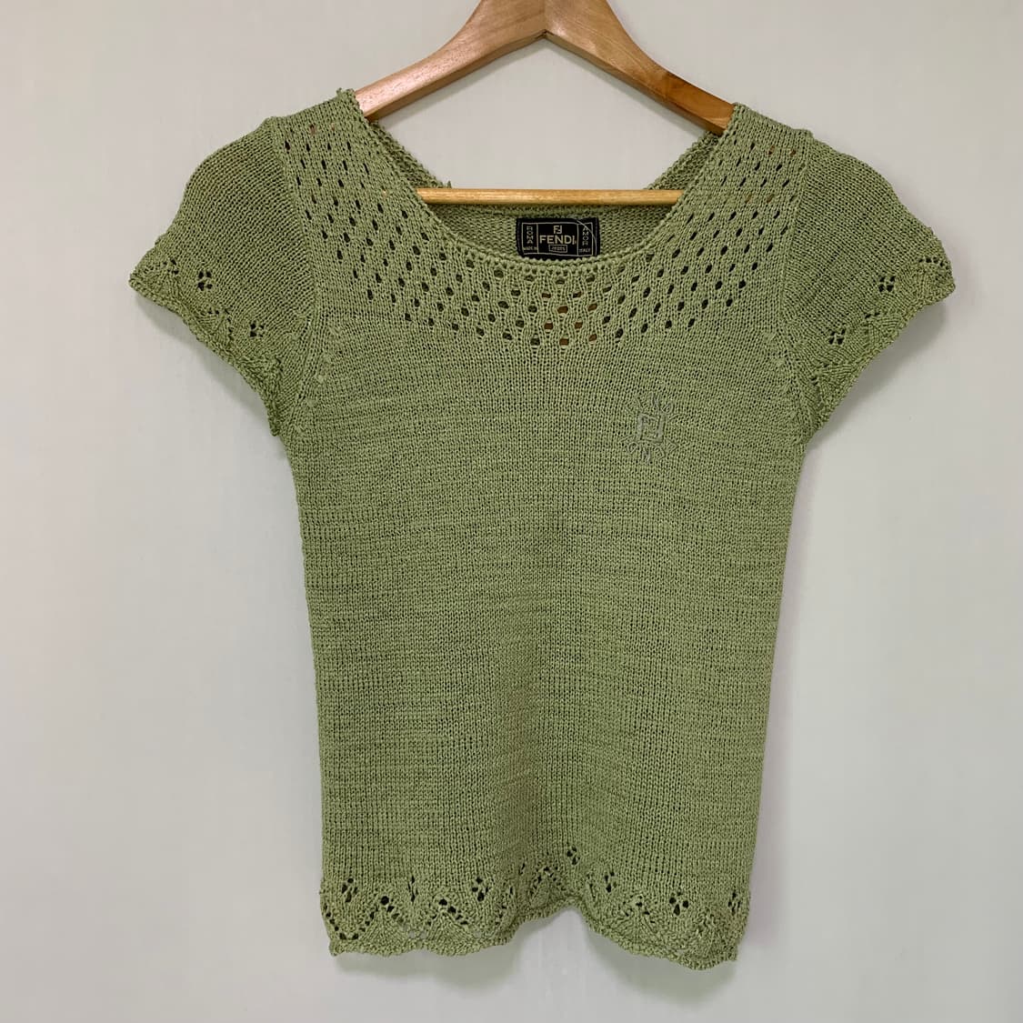 펜디 FENDI Jeans 빈티지 펀칭 슬림크롭 반팔 니트 탑 모리걸 상품이미지3