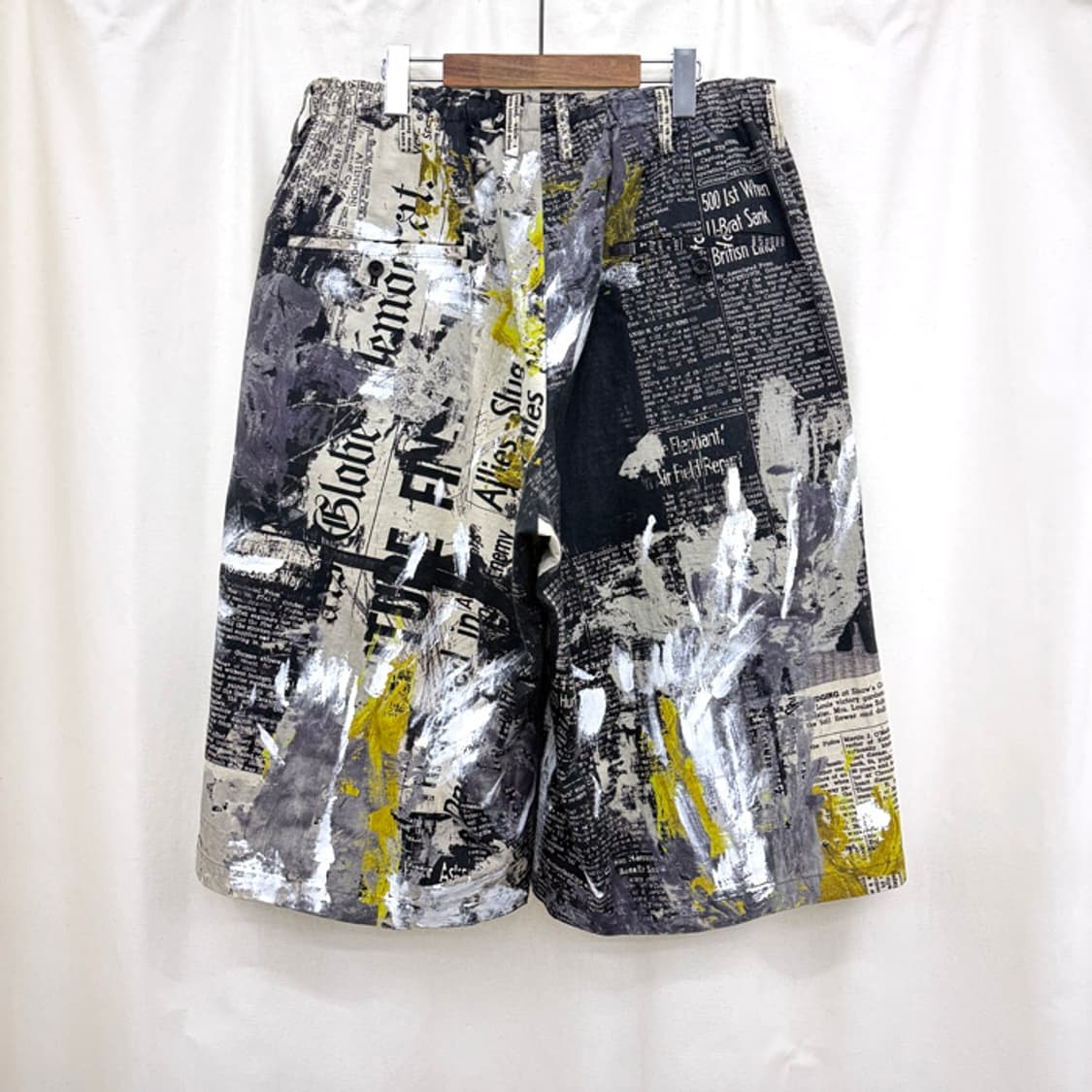요지야마모토 뿌르옴므 페인트 뉴스페이퍼 드로스트링 하프 팬츠 상품이미지6